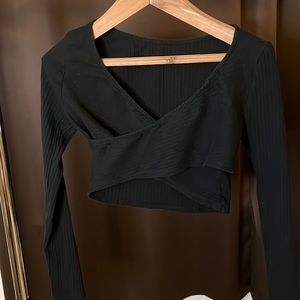 Crossover cropped top